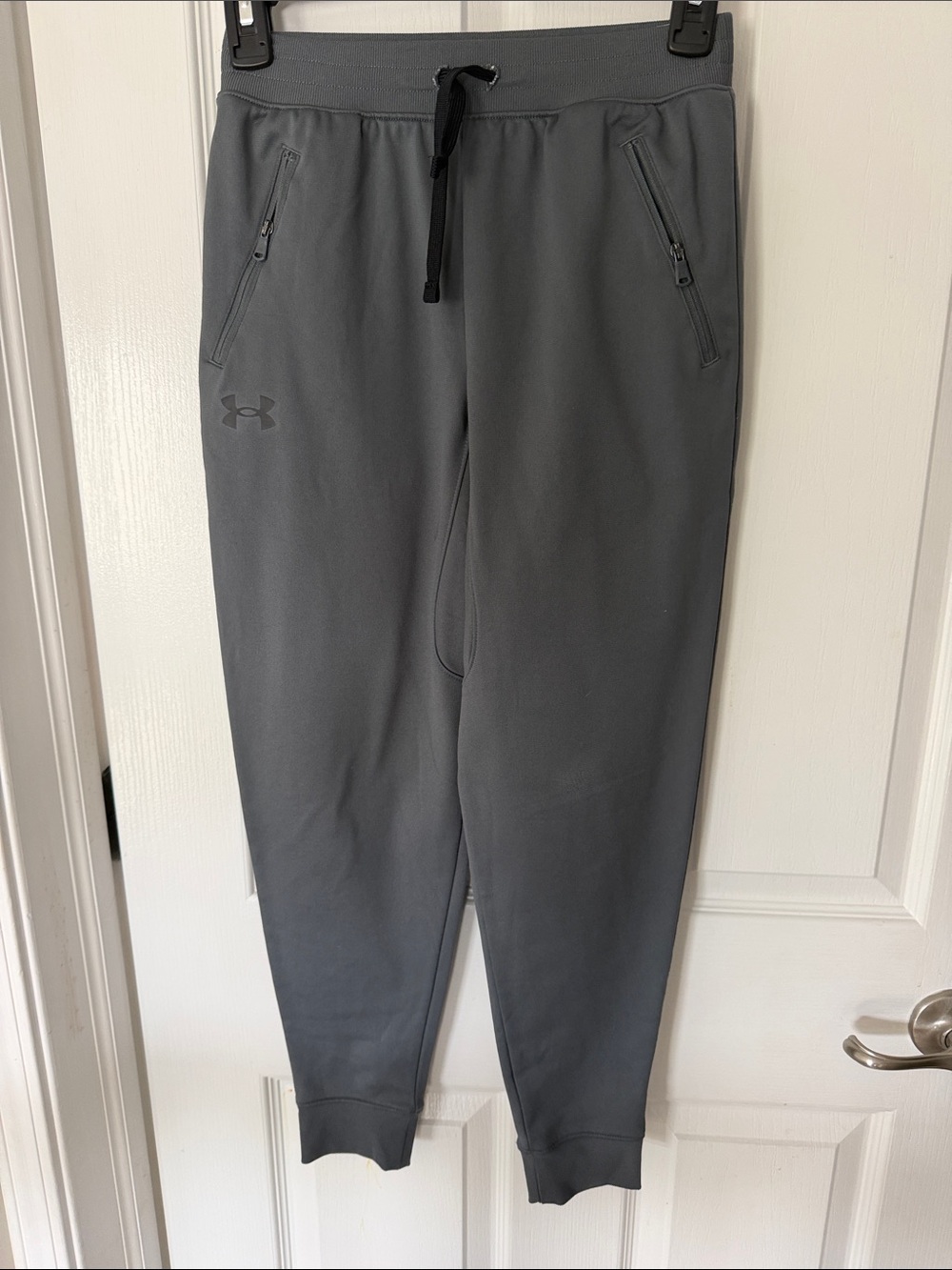 Under Armour Boy’s Dark Gray Tech Jogger Pants